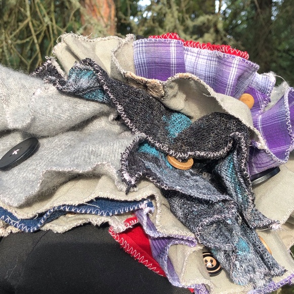 Multi Color Texture Patchwork Circus Clown Costume Ruff Pink Edges Buttons Tie - Picture 11 of 13